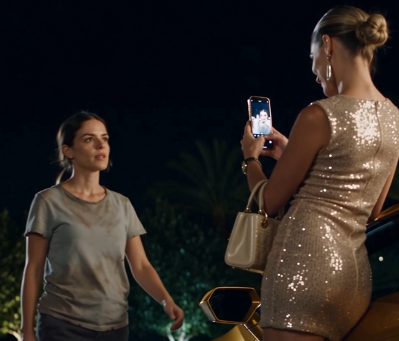 Presumió un Lamborghini como regalo de cumpleaños y su propio video terminó exponiendo la mentira